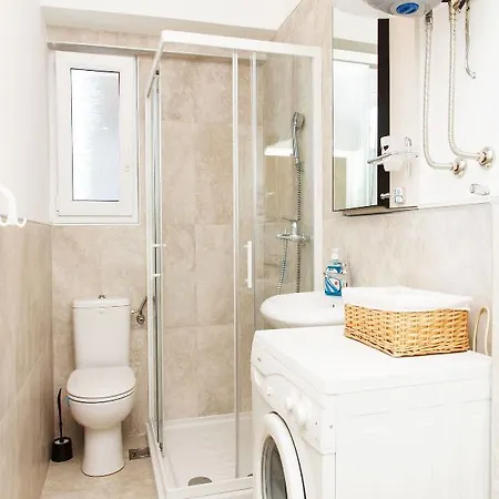 One Bedroom Vibe Apartment